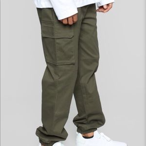 Show Cargo Pants
